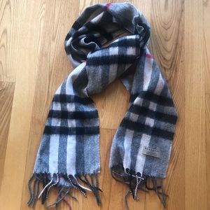 Burberry Classic Plaid Cashmere Scarf